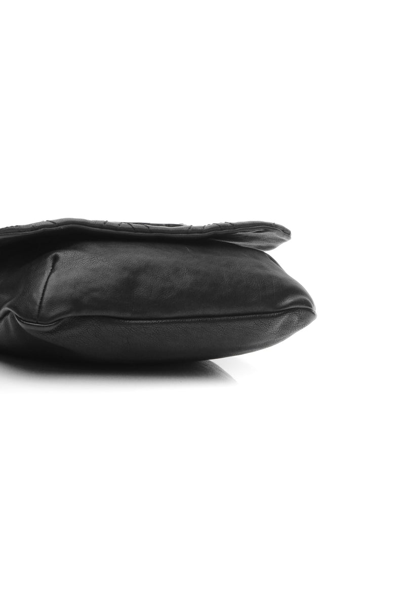 Diamond Stitch Large Messenger Bag - Black