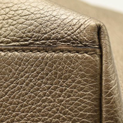 Gucci Metallic Pebbled Calfskin Medium Soho Chain Shoulder Bag Golden Beige