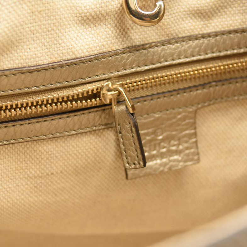 Gucci Metallic Pebbled Calfskin Medium Soho Chain Shoulder Bag Golden Beige