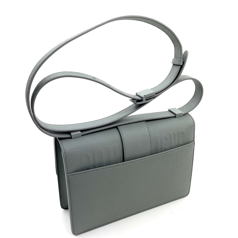 CHRISTIAN DIOR Ultramatte 30 Montaigne Bag