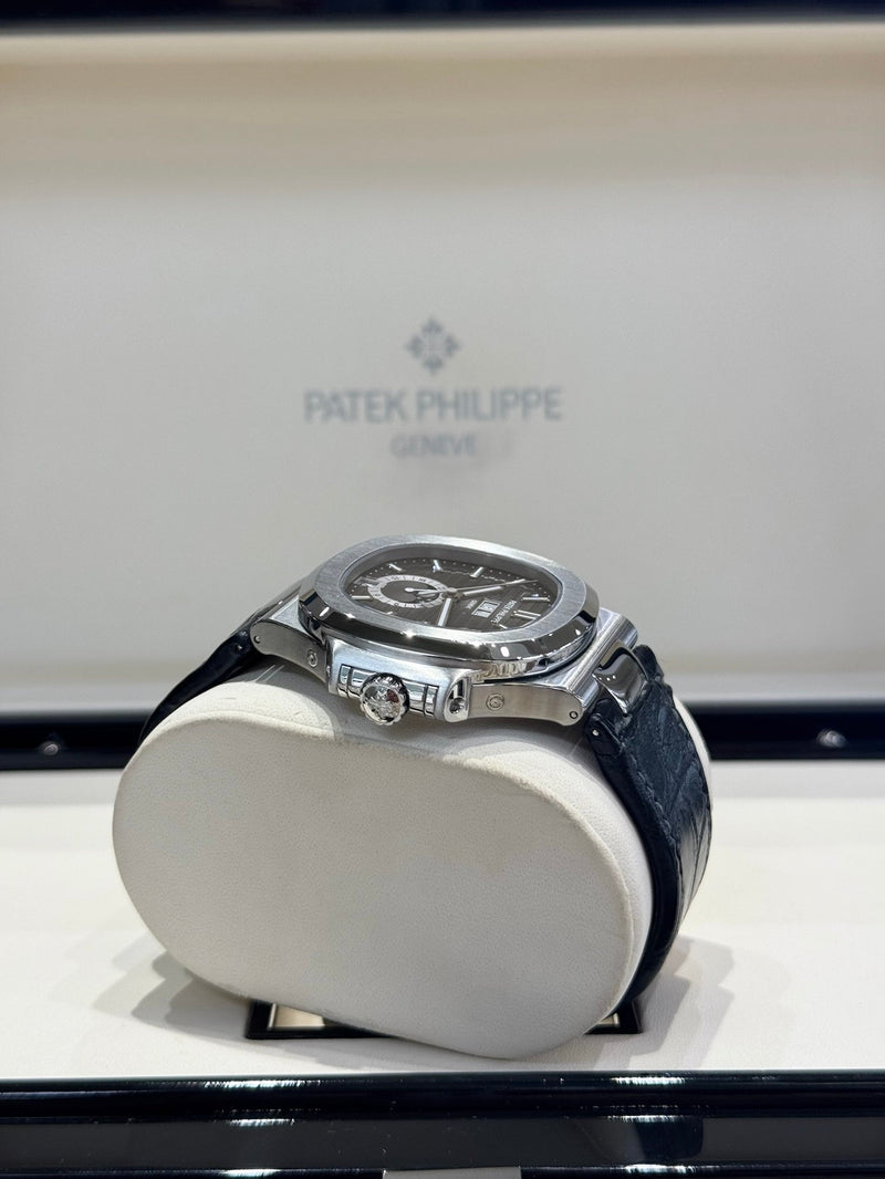 2023 Patek Philippe Nautilus 5726A