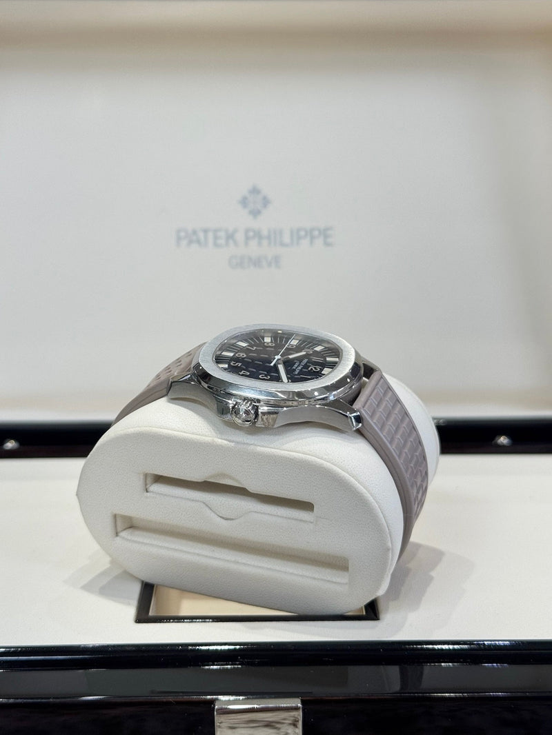 Patek Philippe Aquanaut 5065/1A