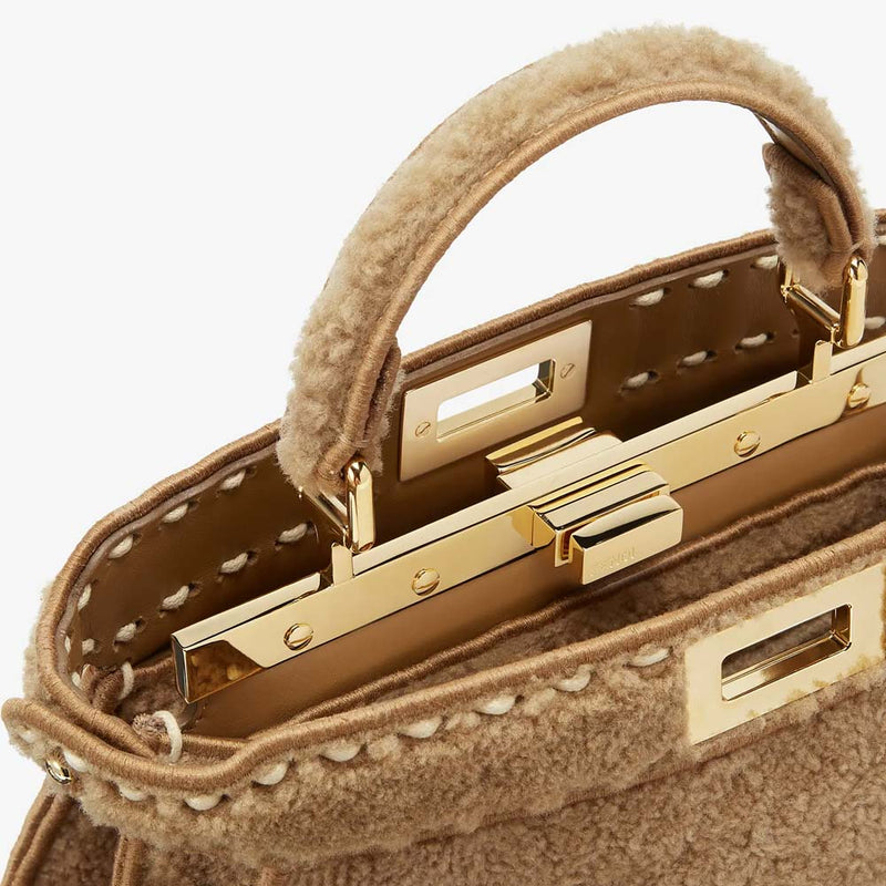 PEEKABOO ISEEU SMALL Beige Sheepskin Bag