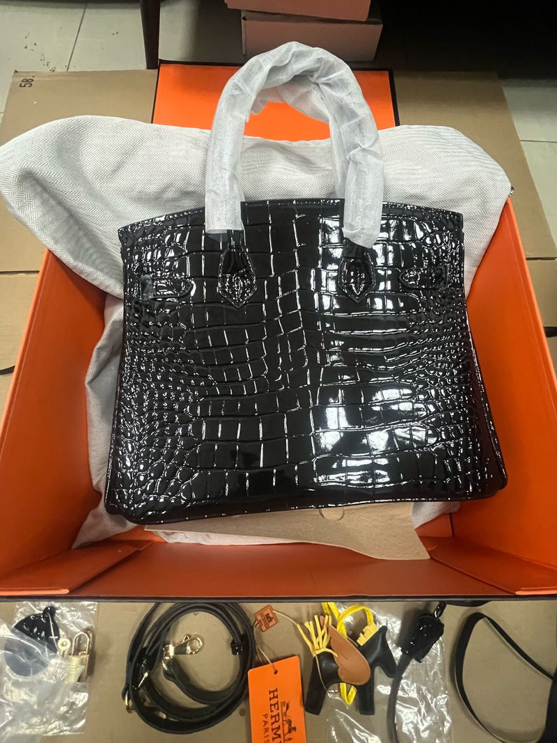 Hermes Black Matte Alligator Birkin 25cm Gold Hardware