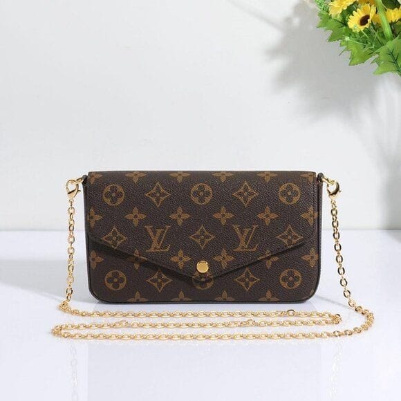 Louis Vuitton félicie pochette monogram fuchsia monogram