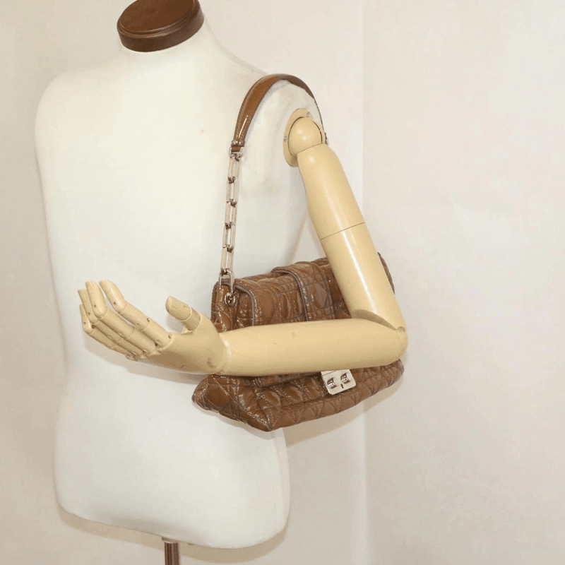 CHRISTIAN DIOR Canage Shoulder Bag Patent Leather Brown Auth rd1612 - Cap N Wrap