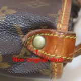 Louis Vuitton Saumur 30 Crossbody