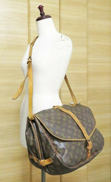 Louis Vuitton Saumur 35 Crossbody