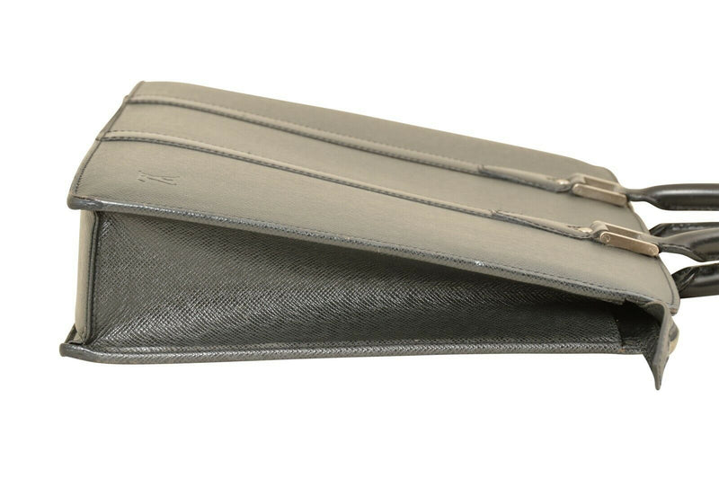 Louis Vuitton Taiga Porte Documents Lozan Business Bag M30052